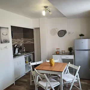 Apartment Lemon Tree - Vieux Port, Marseilles